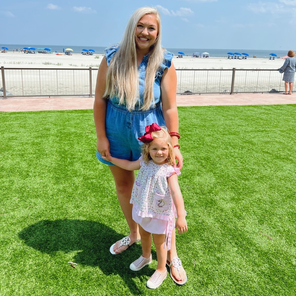 Welcome to my closet! 📦